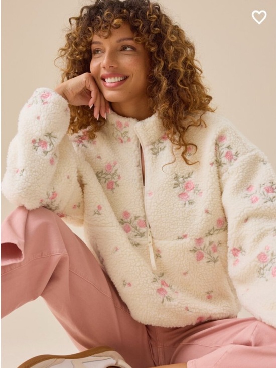Altar'd State Jackets & Blazers - ALTARD STATE Cozy Floral Sherpa Half-Zip Jacket - Cream with Pink Roses